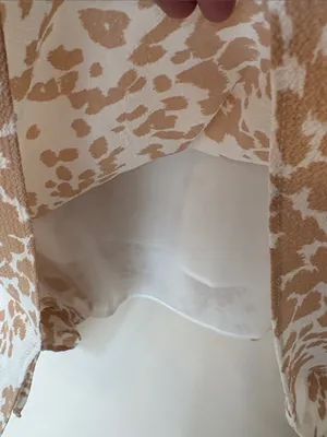 Buddy Love Cream & Tan Printed V-Neck Flutter Blouse thumbnail 6