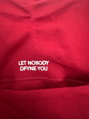 DFYNE set red medium  shorts and top new without tags thumbnail 4