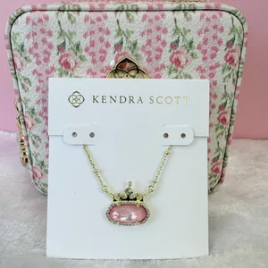 👸 Kendra Scott x Disney Princess Elisa Pendant Necklace thumbnail 1