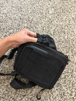 BEIS black sport sling thumbnail 2
