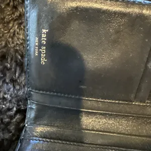 Kate Spade New York Black Patent Leather Credit Card Wallet thumbnail 7