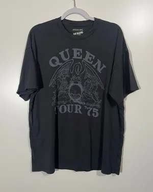 Queen AE Band Tee in Dark Gray Size Medium Baggy thumbnail 1