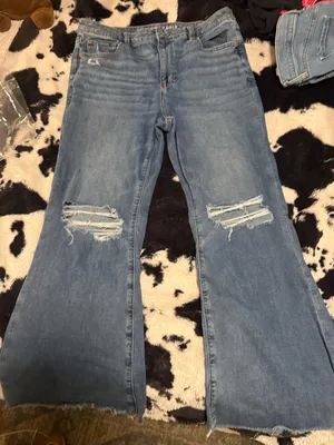 American Eagle Jeans Flare Super High-Rise thumbnail 1