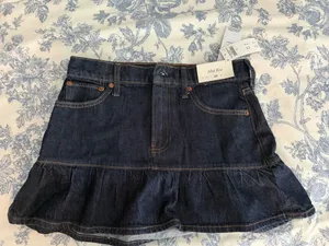 Abercrombie Denim Mid Rise Skirt thumbnail 4