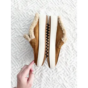 Aquatalia Amata Shearling Platform Loafer Mules in Camel Cozycore Minimalist thumbnail 5