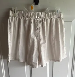 lounge shorts thumbnail 1