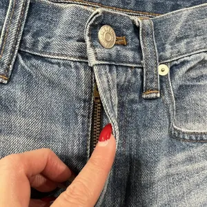 Madewell Size 25 The Perfect Vtg Jeans Chet Wash Busted Knees Distressed Edition thumbnail 6