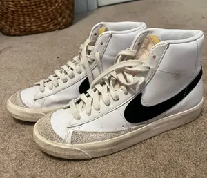 Nike Blazers  thumbnail 1