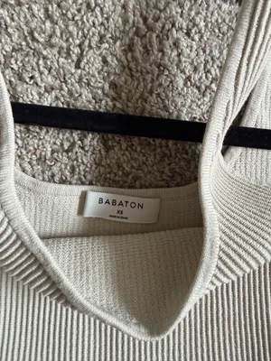 Aritzia Babaton Sculpt Knit Square Neck Tank Crop thumbnail 3
