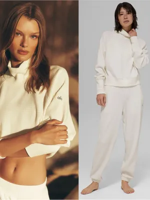 ALO Yoga | Waffle Weekend Escape Mock Neck Long Sleeve thumbnail 2