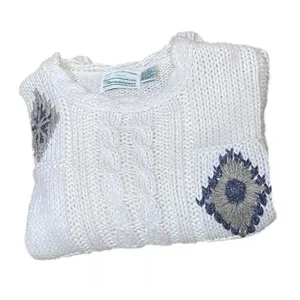 VINTAGE 80s SHENANIGANS Women’s White Sweater Hand Knitted Flower Design Small thumbnail 9