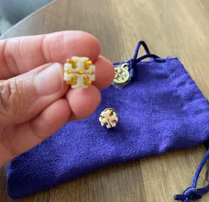 Tory Burch CREAM LOGO STUD EARRINGS thumbnail 3