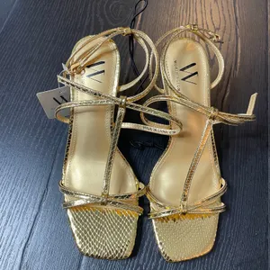 WORTHINGTON Sasha Gold Ankle Strap Strappy Square Toe‎ Heel Sandal New NWT 6.5 thumbnail 2