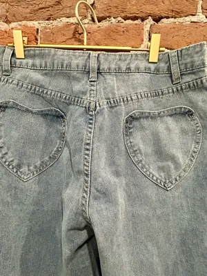 Boutique Light Wash Wide Leg Jeans Heart Pockets Y2K High Rise Size 29 thumbnail 3