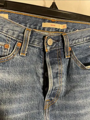 Levi’S Womens Wedgie Distressed Jean 27 thumbnail 2