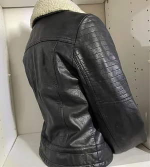 Women's Black Faux Leather Jacket M Quilted Sleeves Sherpa Collar thumbnail 4