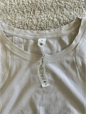Lululemon Ruched Top thumbnail 3