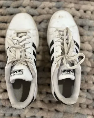 Adidas Shoes thumbnail 3