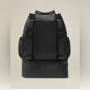 NWT Beyond Yoga Convertible Gym Bag Backpack Black thumbnail 4