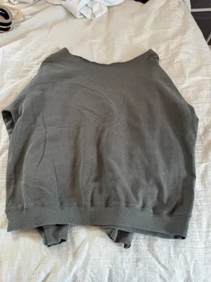 Crewneck thumbnail 4
