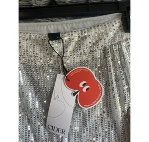 Cider Silver Sequin Size X-Large Elastic Mid Waist Straight Leg Pants Brand thumbnail 5