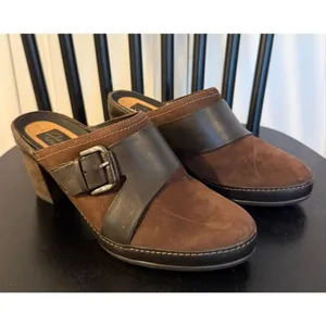 Clark’s Artisan grown leather buckle clog mules size 6.5 thumbnail 3