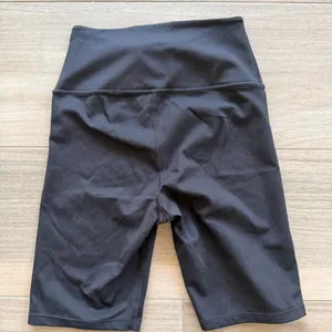 Carbon38 Women's Black Shorts Size undefined thumbnail 3