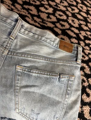 BDG Mid-Rise Breezy Shorts thumbnail 9