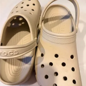 CROCS Unisex Tan Sandals thumbnail 4