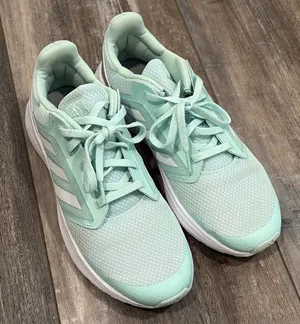 Adidas cloud foam running shoes- mint green size 10 thumbnail 1