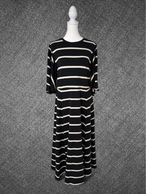Who What Wear Black And White Striped Ruffle Sleeve Dress thumbnail 2