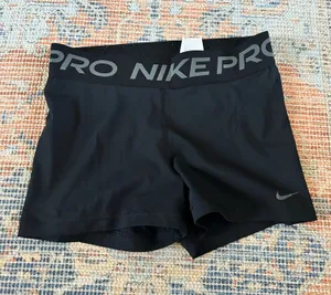 Nike Pro Shorts thumbnail 1