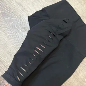 •Aerie• High Rise Cutout Legging thumbnail 2