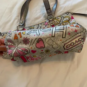 Coach Poppy Butterfly Graffiti Pink Silver Shoulder Bag Y2K Rare #F15712 thumbnail 3