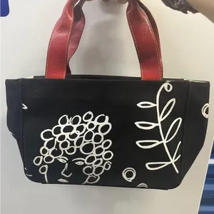 Kate spade tote in excellent cond thumbnail 2
