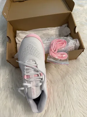 ASICS Women's White and Pink Athletic Running Shoes size 9.5 brand new with box thumbnail 5