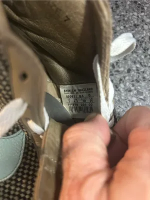 Nike Retro Vintage Blazers Women's Mid-Top Sneakers in Beige & Mint thumbnail 8