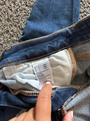 American Eagle Super High High Rise Jegging Dark Wash Distressed Jeans Size 4 Short thumbnail 5