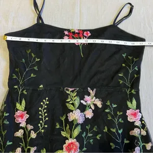NWOT Lulus Blooming For Love Black Floral Embroidered Midi Dress thumbnail 4