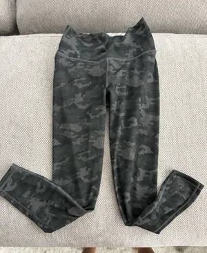 Fabletics Leggings High-Waisted thumbnail 1