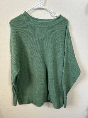 Sweater thumbnail 1