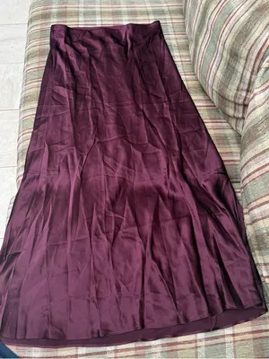 Quince Satin Midi Skirt in Deep Burgundy thumbnail 1