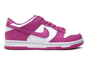 Nike Dunks thumbnail 1