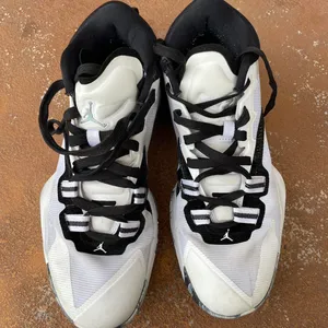Jordan Zion 1 Tb White/White-Black Dc4208-100 Men's 7.5 thumbnail 3