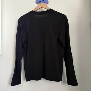 North Face Small Black Long Sleeve Tee‎ Crew Neck Outdoor Minimal Lightweight thumbnail 4