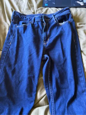 Old Navy women’s Dark Blue Straight Jeans Size 8 short thumbnail 1