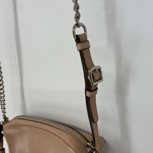 Coach Legacy Flight Bag Crossbody Tan Leather Chain Strap Tassel Purse thumbnail 8
