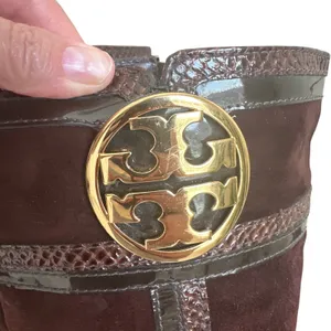 Tory Burch Brown Suede Riding Boots Snakeskin Gold Logo Knee High Sz 8 thumbnail 9