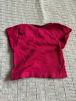Urban Outfitters Top thumbnail 2