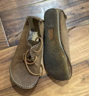 Clarks Tan Leather Casual Shoes thumbnail 3